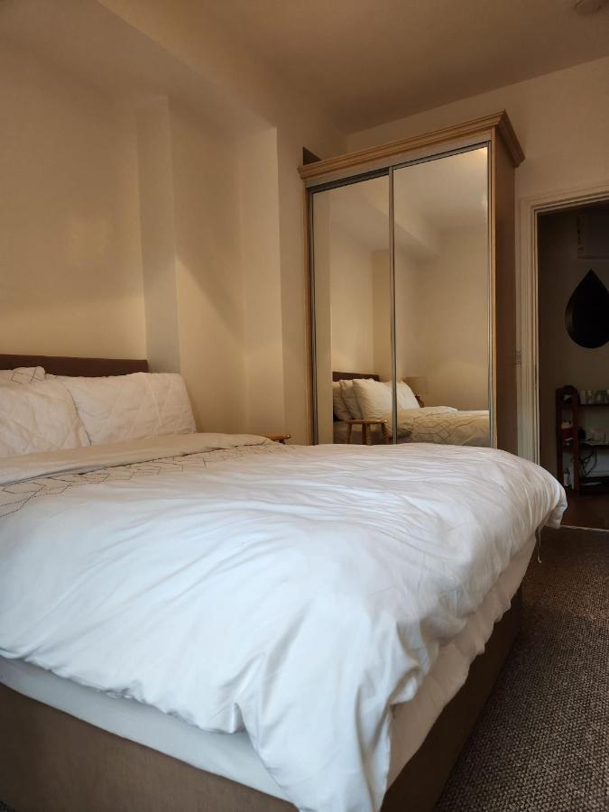 Our Tiny Little Home コーク エクステリア 写真