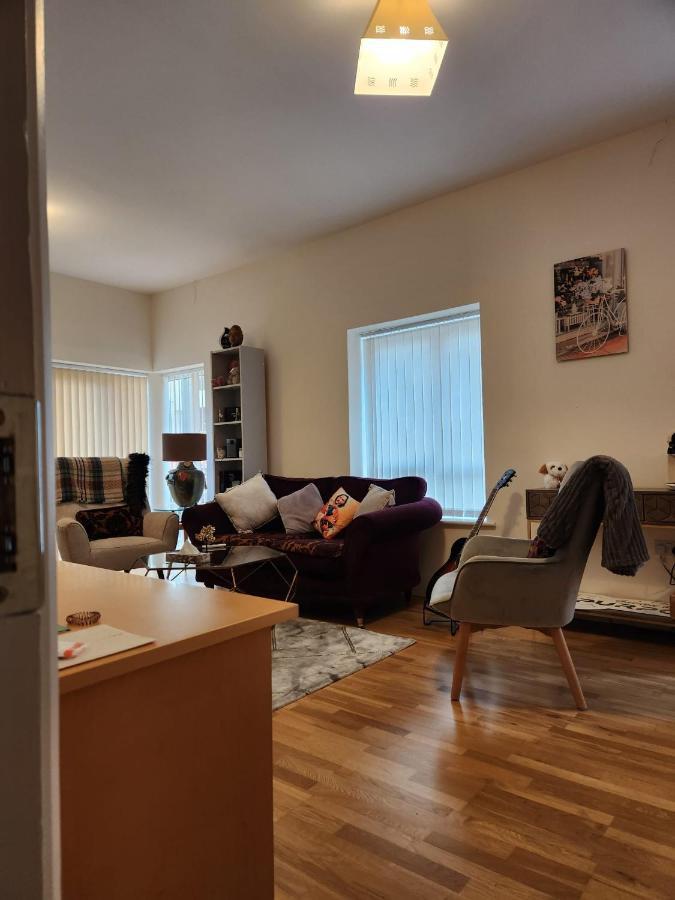 Our Tiny Little Home コーク エクステリア 写真